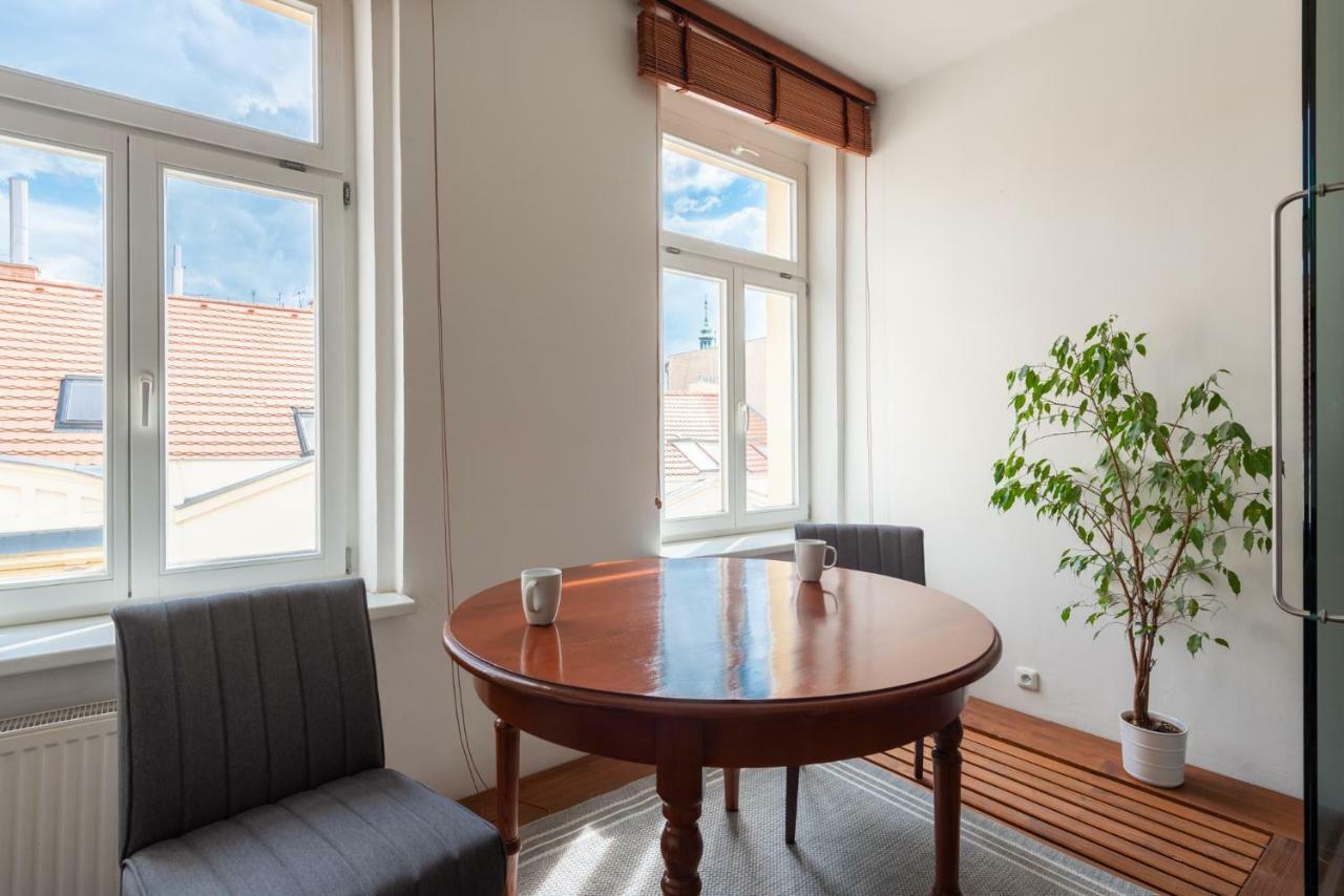 Modern Apartment Few Steps From Centre Praga Exterior foto
