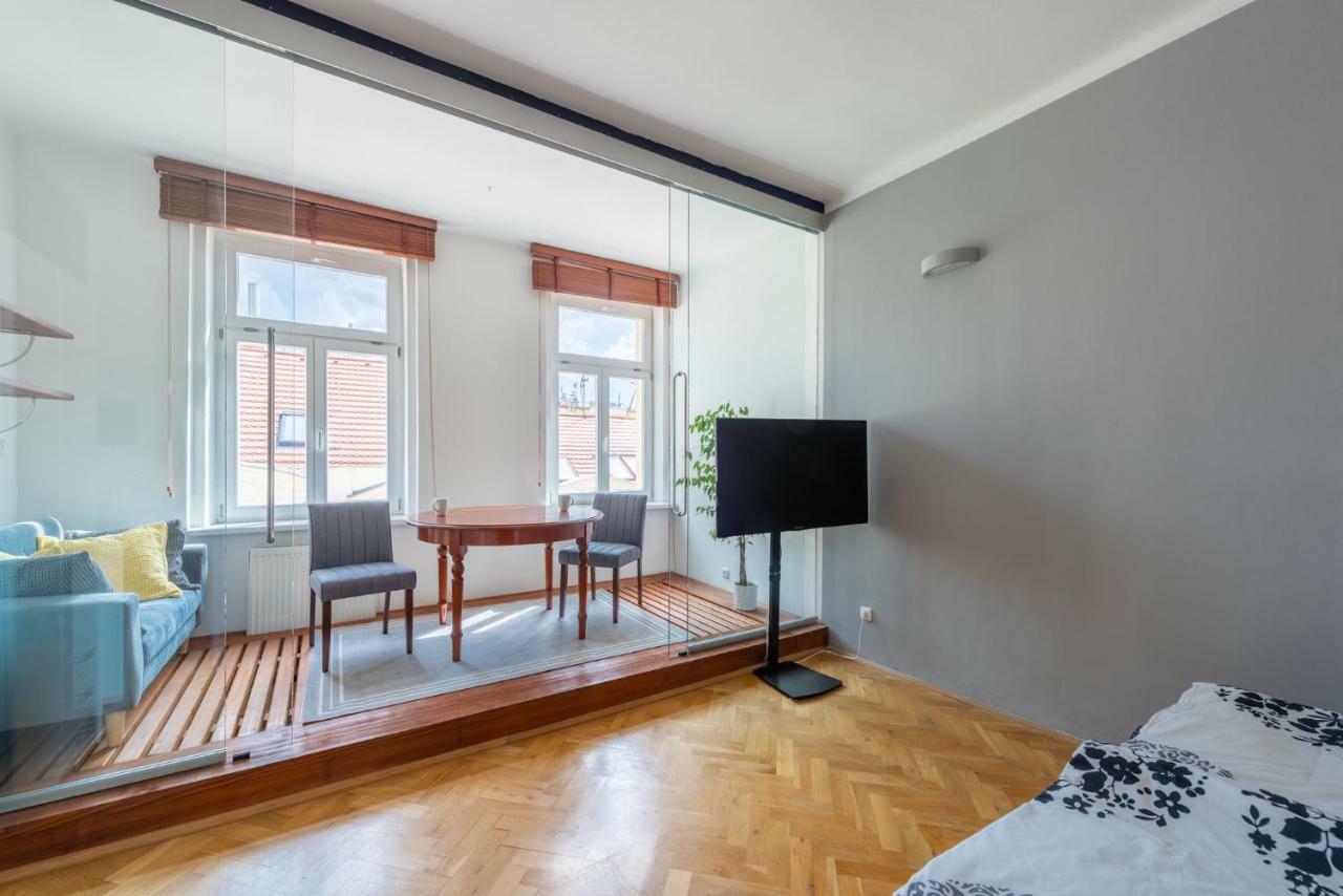 Modern Apartment Few Steps From Centre Praga Exterior foto